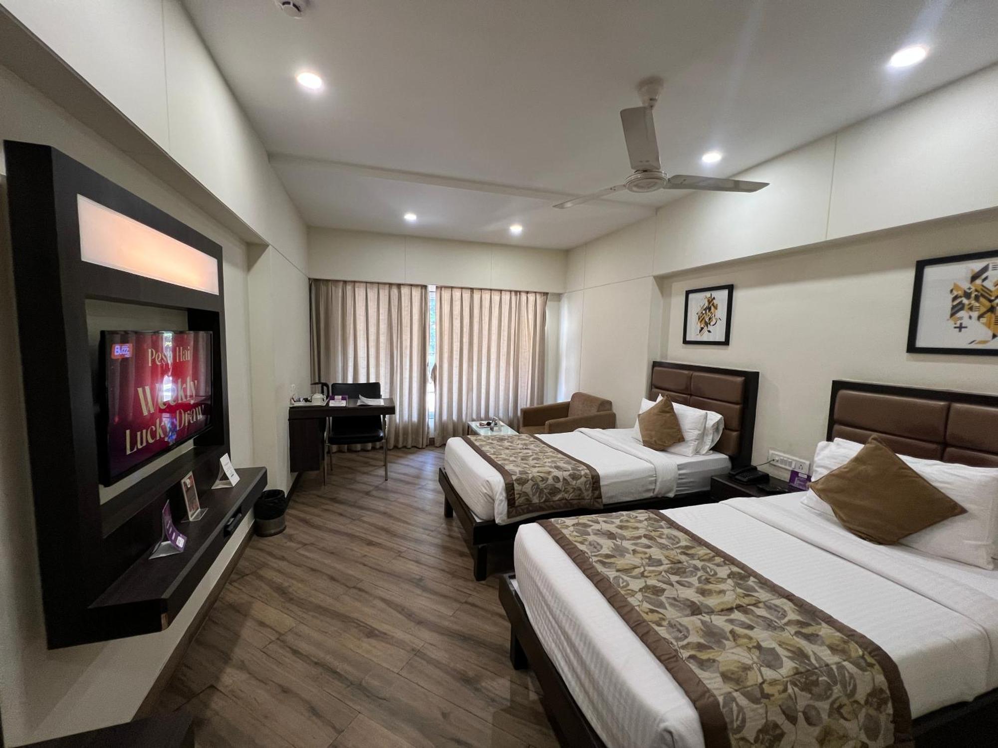 Vits Shalimar, Ankleshwar Hotel Ngoại thất bức ảnh