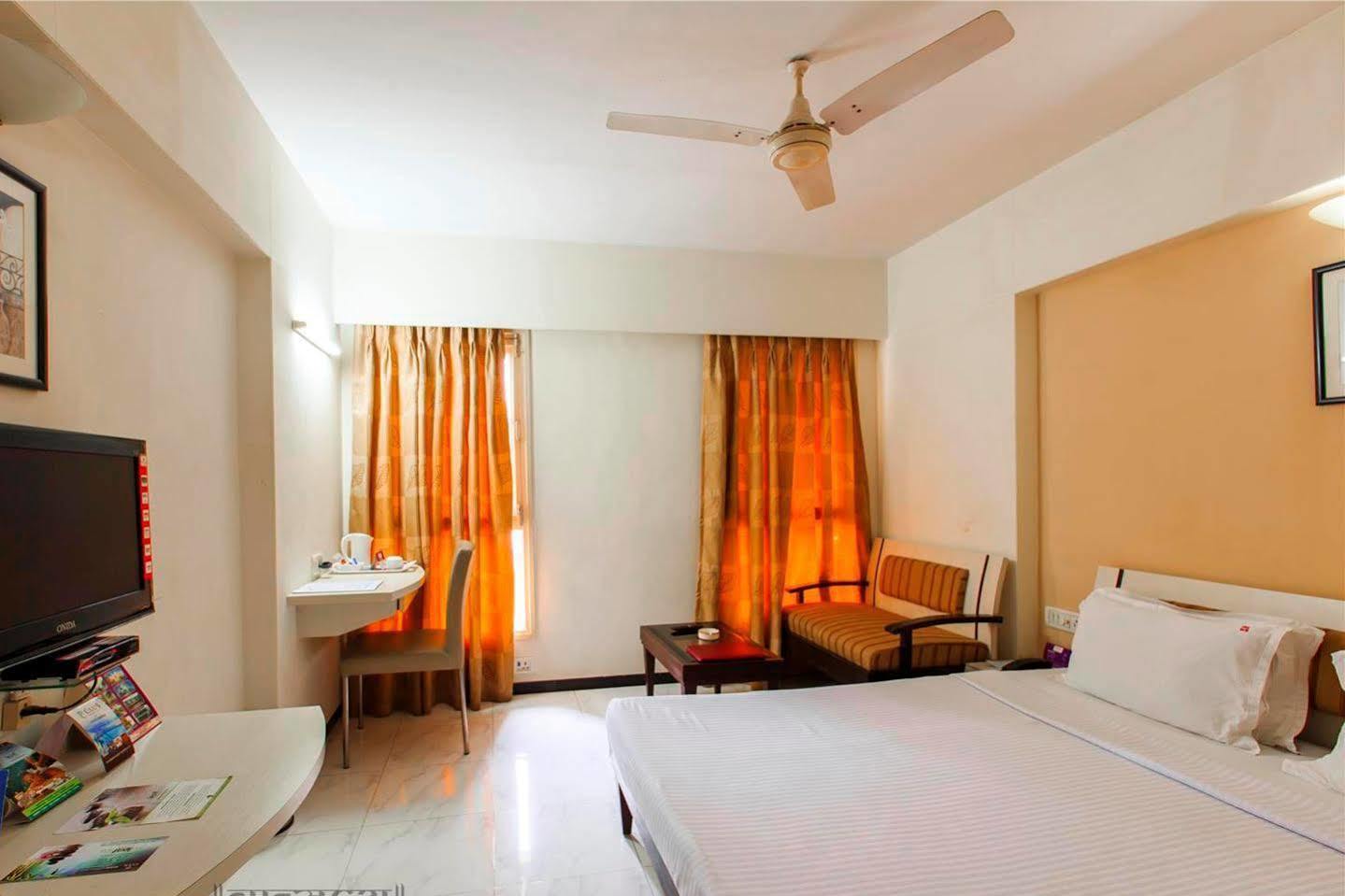Vits Shalimar, Ankleshwar Hotel Ngoại thất bức ảnh