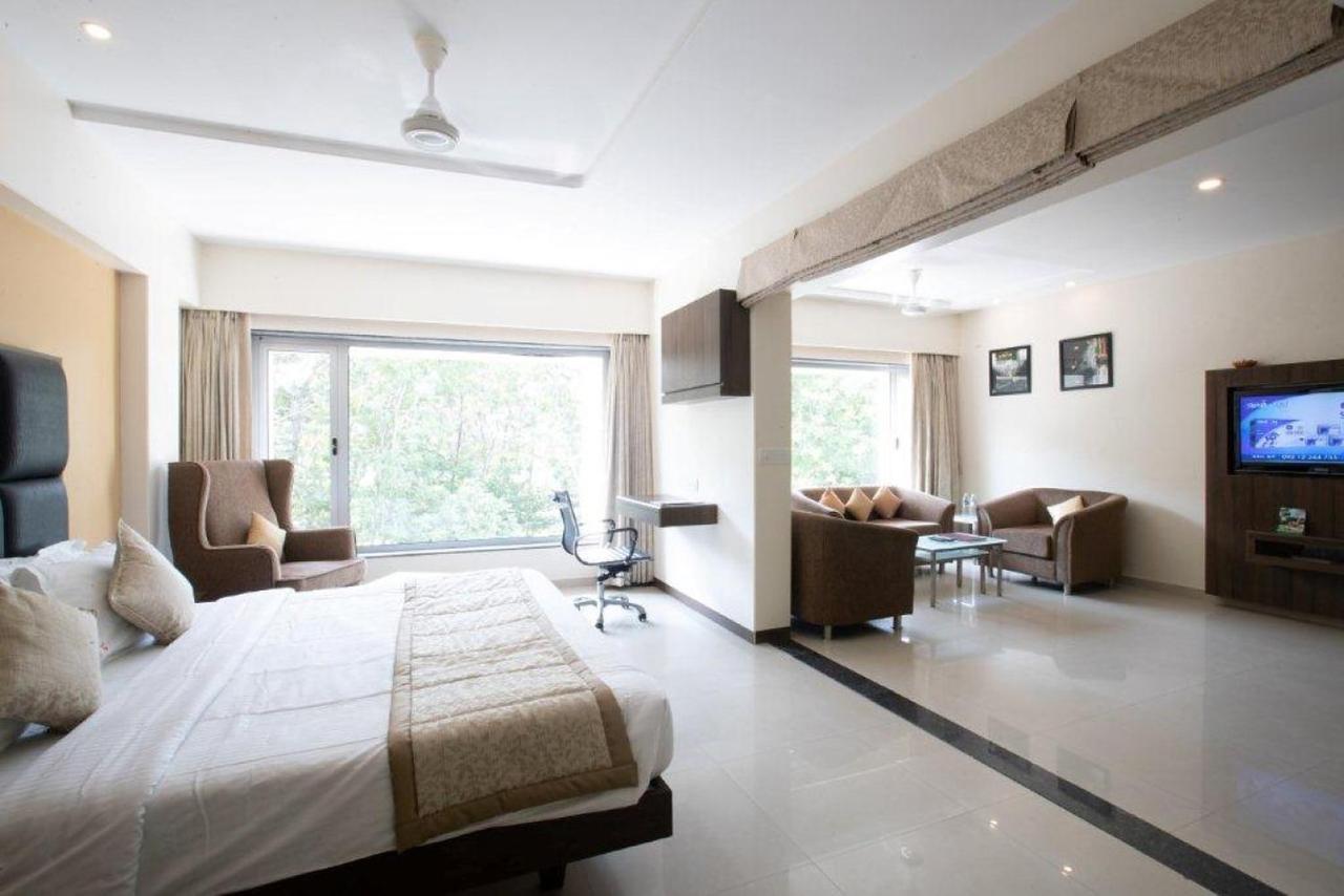 Vits Shalimar, Ankleshwar Hotel Ngoại thất bức ảnh